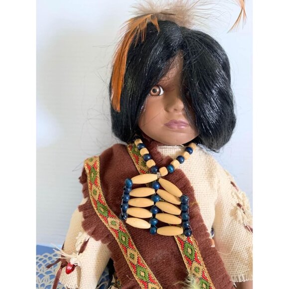 Vintage Duck House Heirloom Porcelain Indian Doll Bow & Arrow - Picture 11 of 14